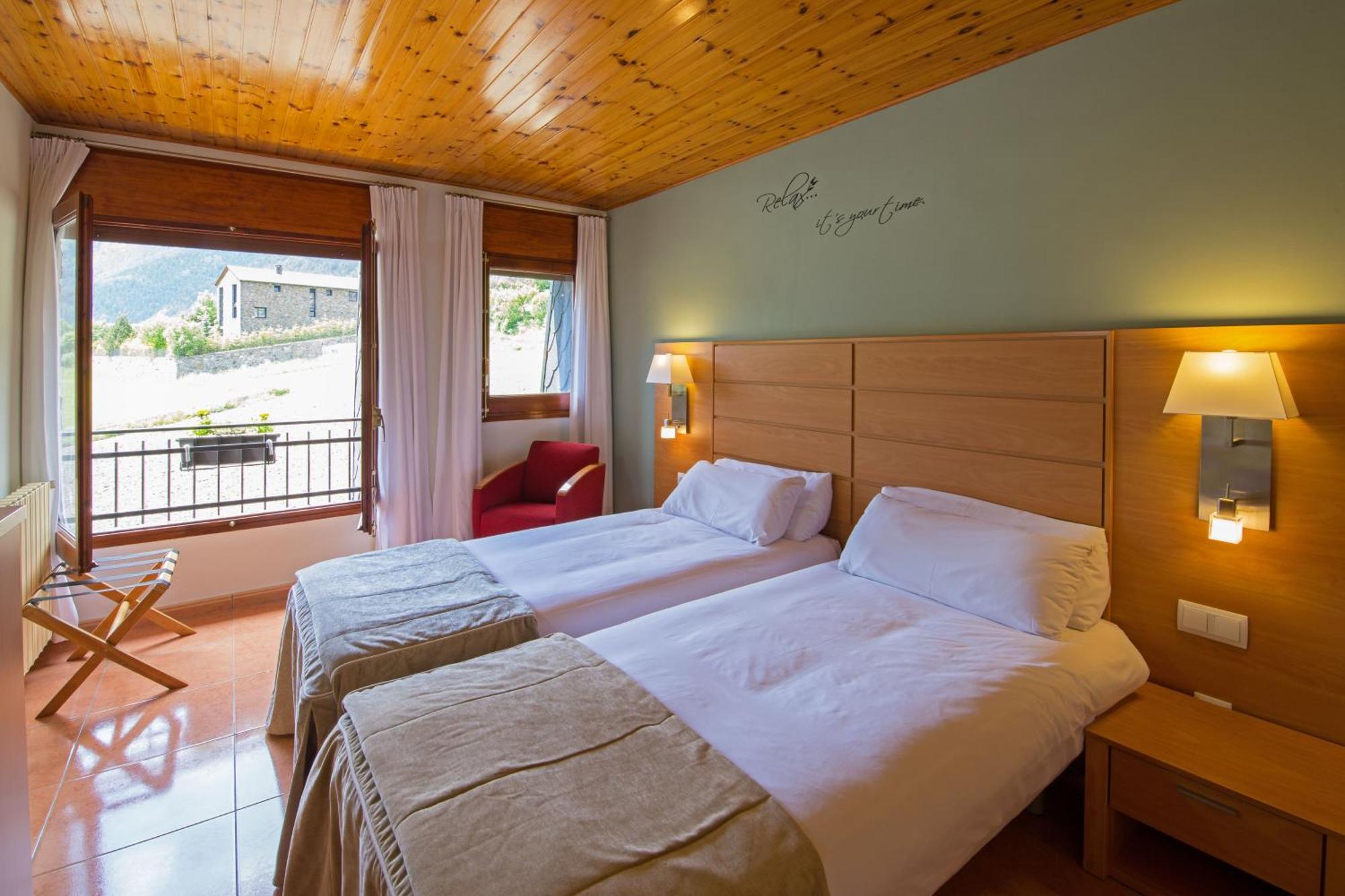 Pierre & Vacances Aparthotel La Tulipa Ордино Экстерьер фото